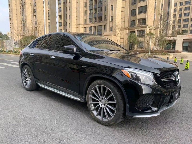 苏州17年奔驰AMG2