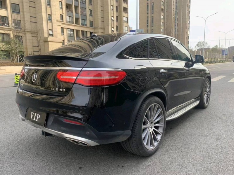 苏州17年奔驰AMG8