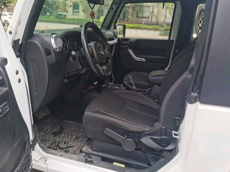 苏州16年Jeep牧马人5