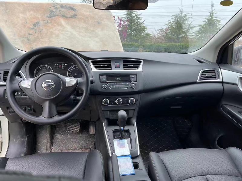 青岛22年日产轩逸8