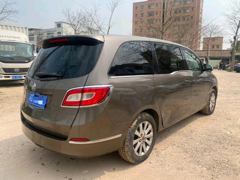 广州11年别克GL88