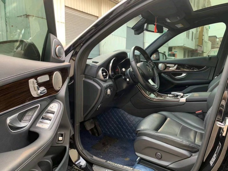 广州19年奔驰GLC5