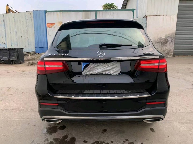 广州19年奔驰GLC7