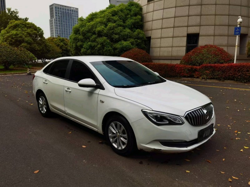 苏州17年别克英朗2