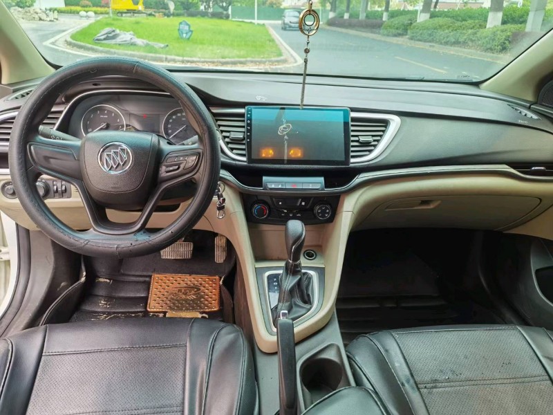 苏州17年别克英朗4