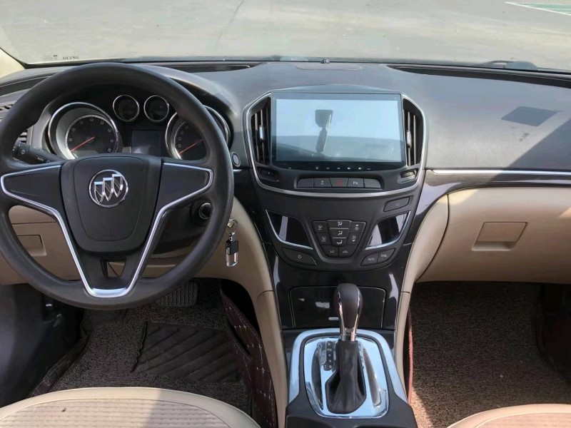 徐州17年别克君威4