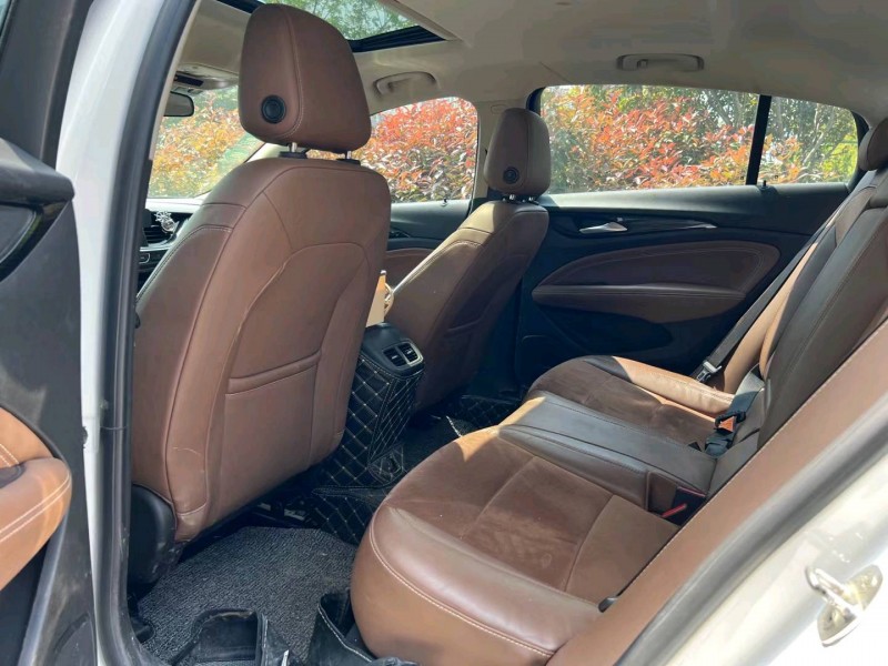 徐州20年别克君威5