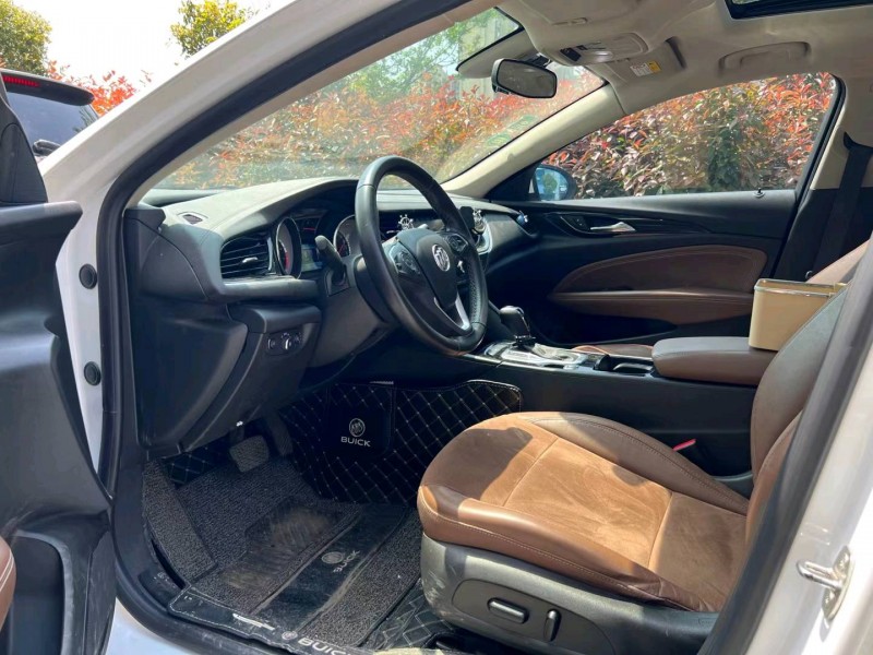 徐州20年别克君威6