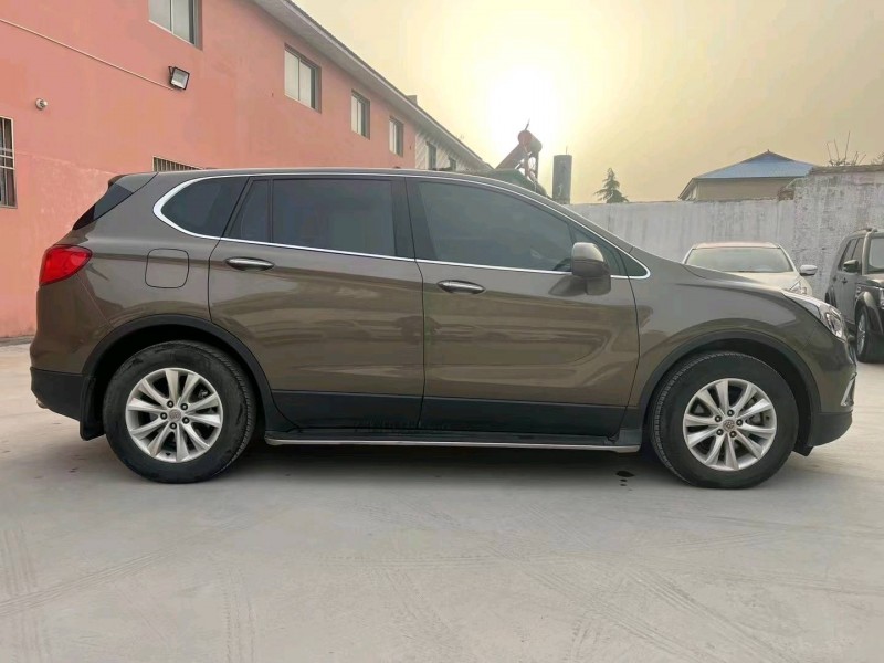 济宁16年别克昂科威3