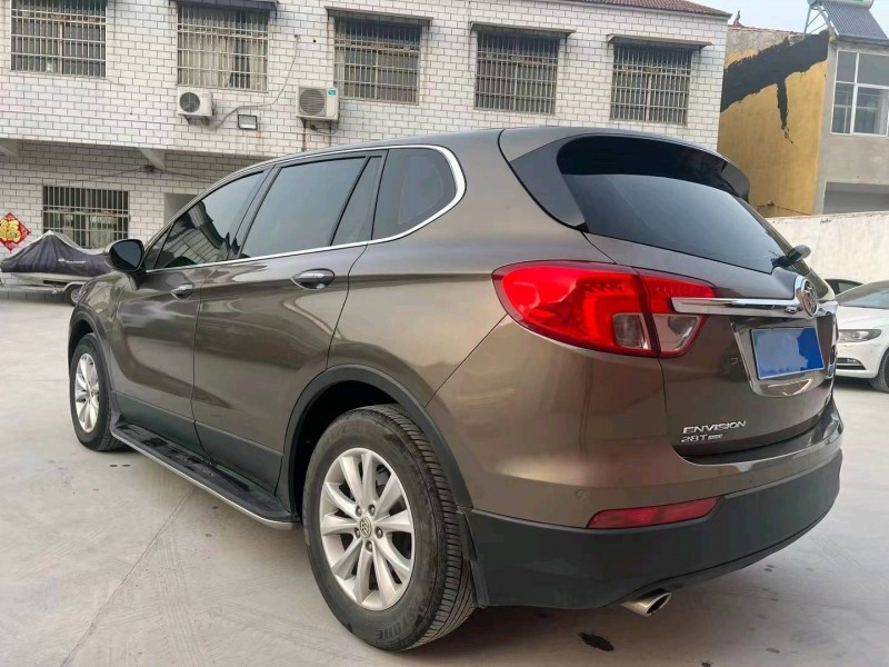 济宁16年别克昂科威8