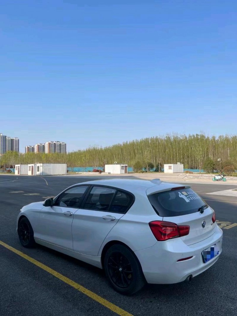 青岛17年宝马1系3