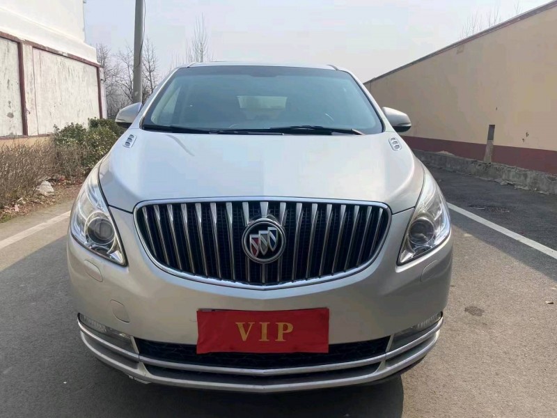 青岛16年别克GL81