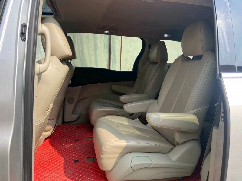 青岛16年别克GL84