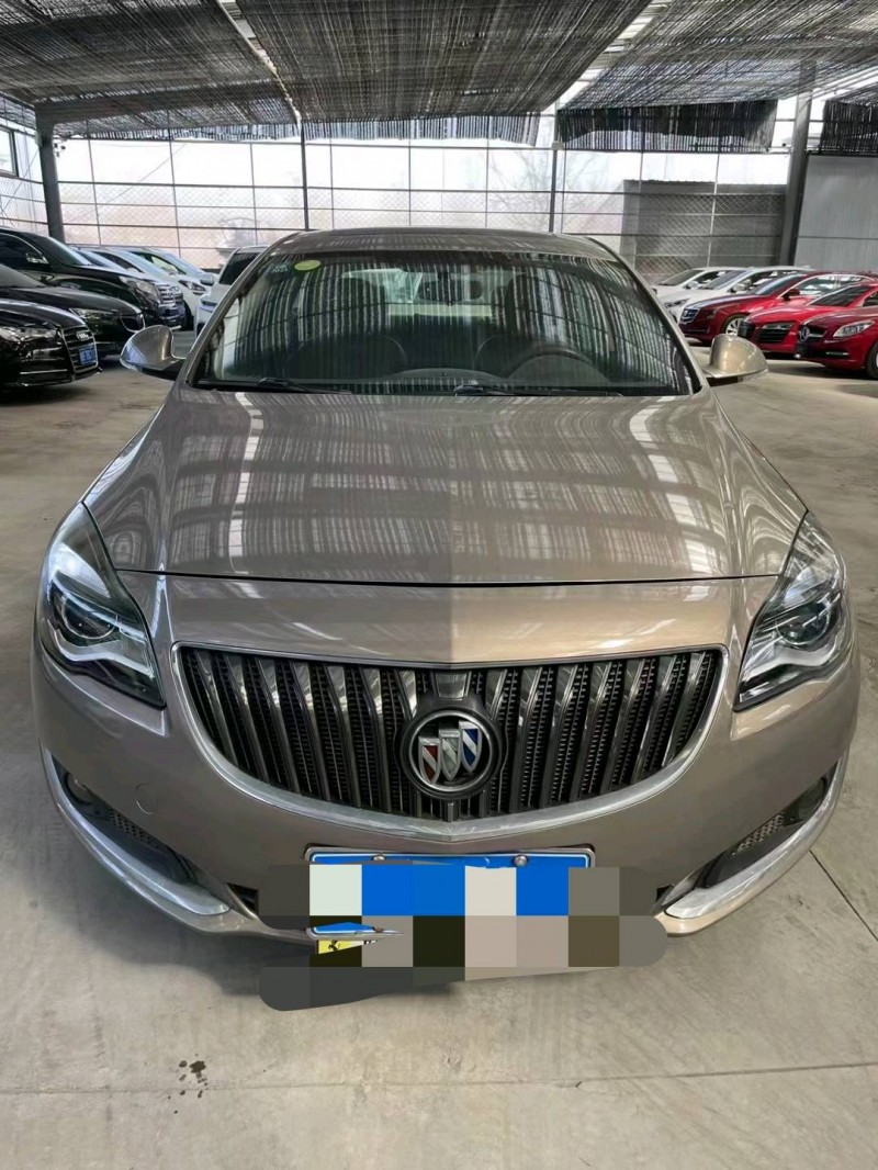 潍坊17年别克君威1