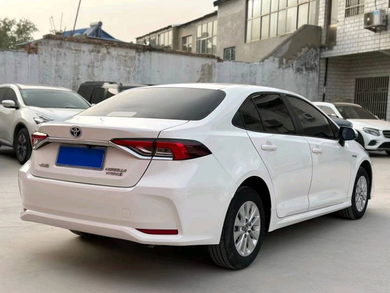 济宁22年丰田卡罗拉8