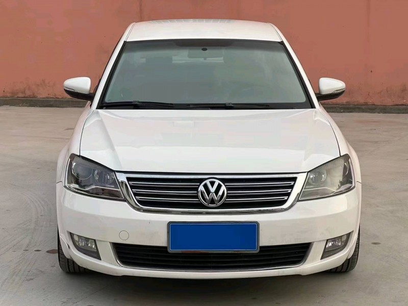 济宁11年大众帕萨特1
