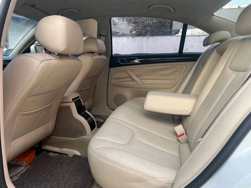 济宁11年大众帕萨特6