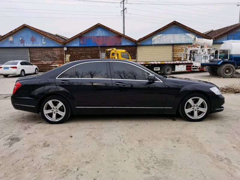 东营08年奔驰S6
