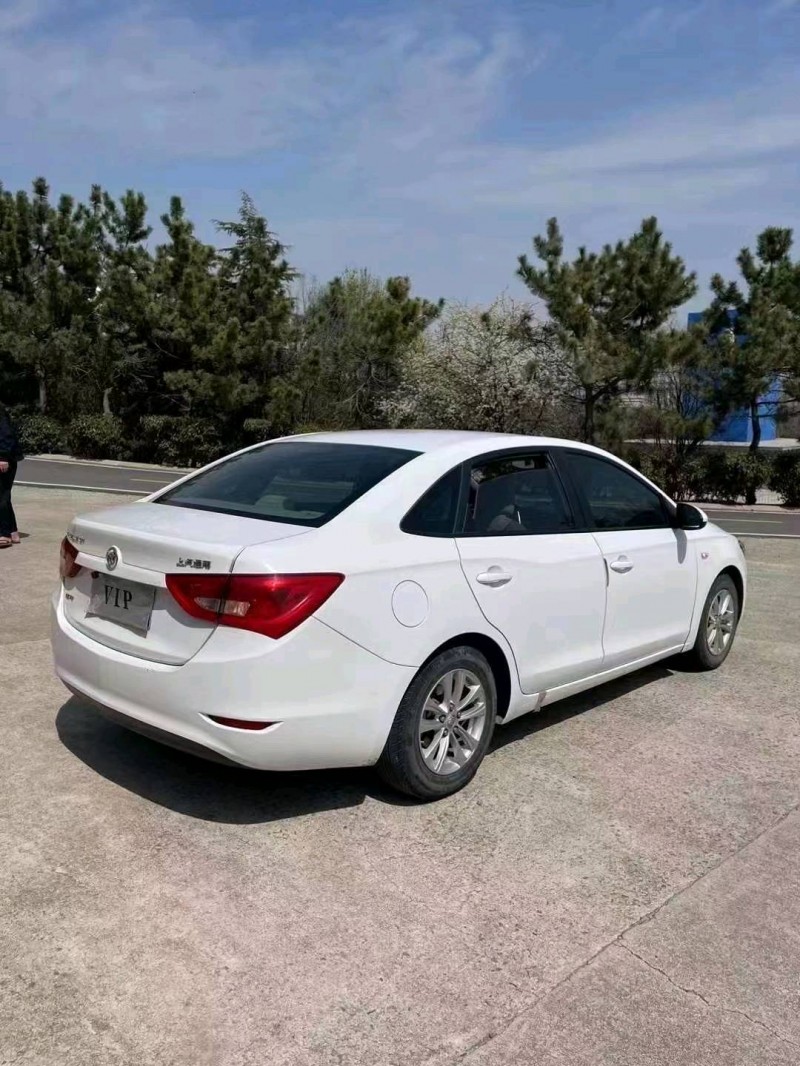 枣庄17年别克英朗4