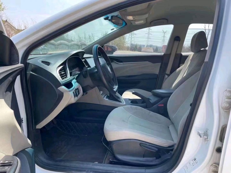 枣庄17年别克英朗6