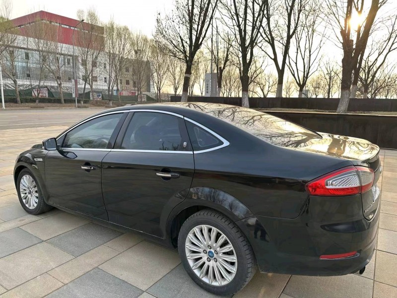 沈阳12年福特蒙迪欧-致胜9