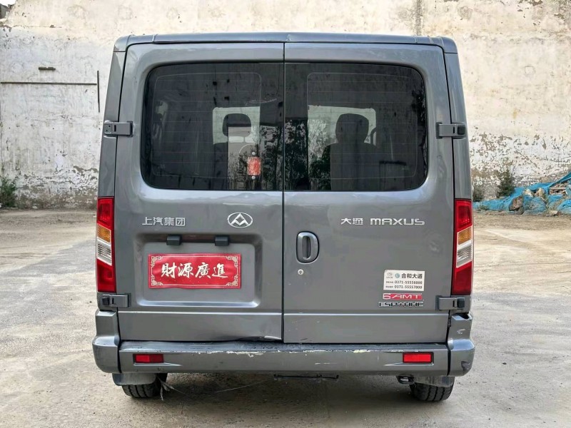 东营16年大通V804