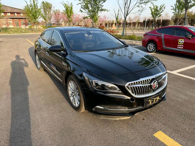 徐州18年别克君越8