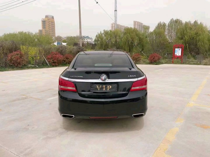 徐州15年别克君越9