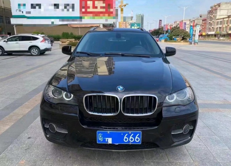 广州11年宝马X61