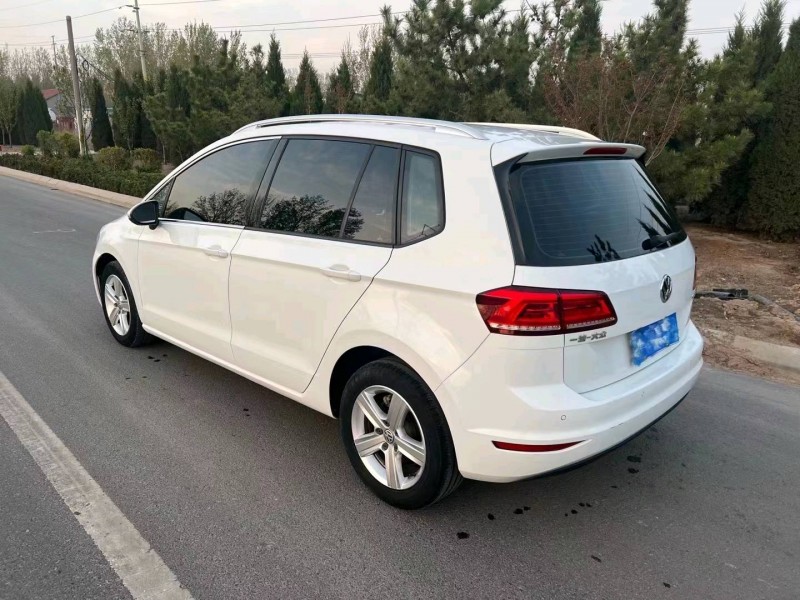 潍坊17年大众高尔夫·嘉旅8