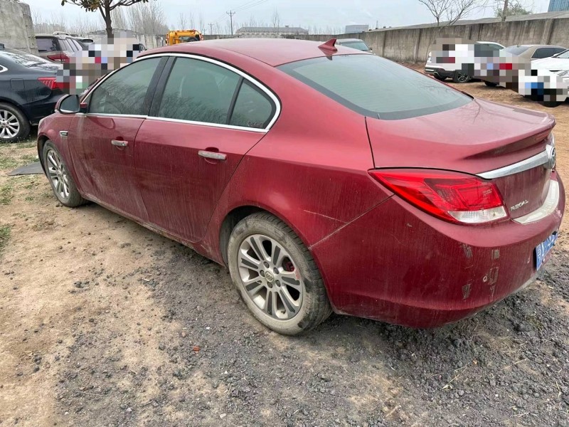 临沂11年别克君威8