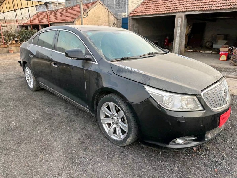 临沂12年别克君越3