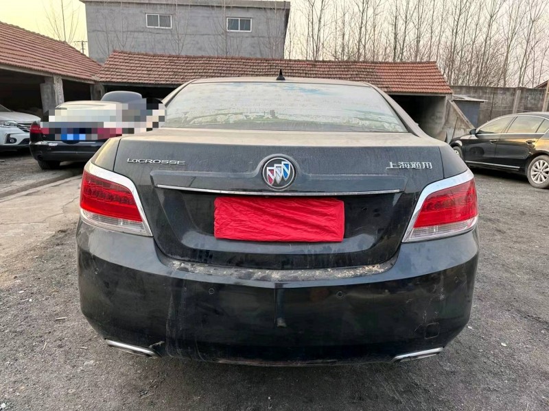 临沂12年别克君越9