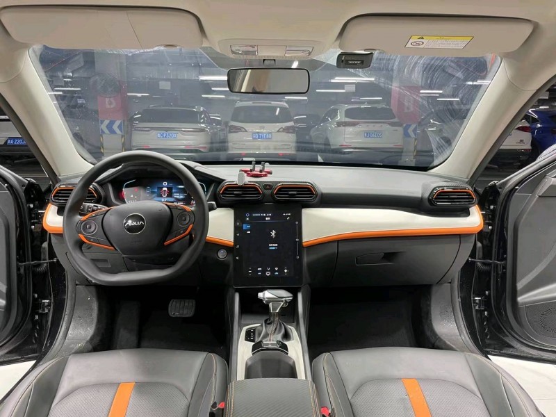 成都22年东风奕炫6