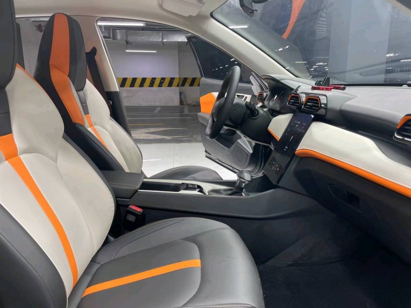 成都22年东风奕炫7