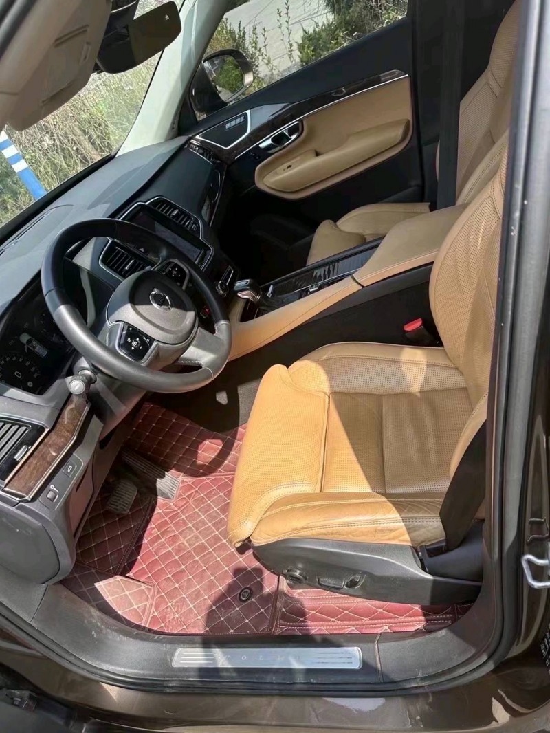 青岛16年沃尔沃XC908