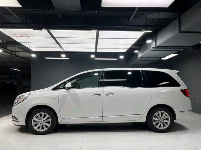 成都19年别克GL88