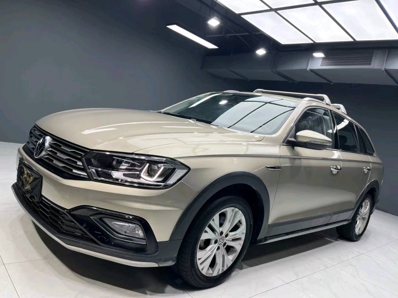 成都18年大众蔚领2