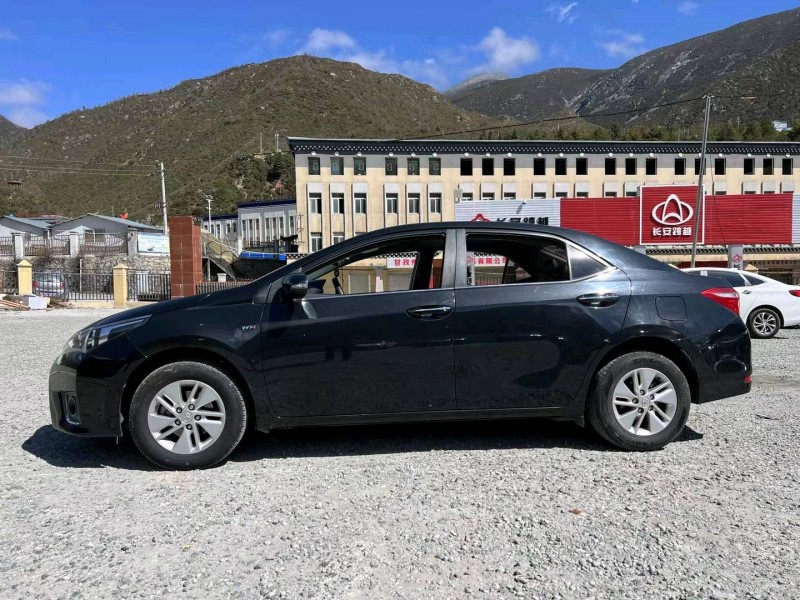 成都15年丰田卡罗拉6