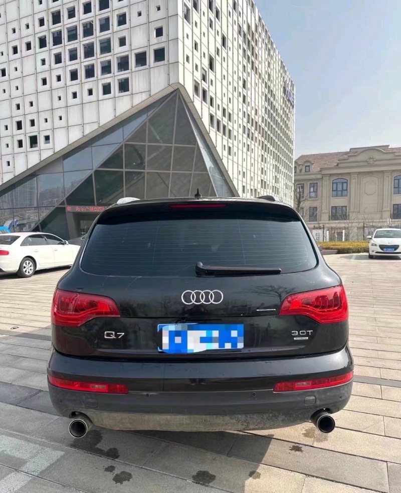 淄博08年奥迪Q77
