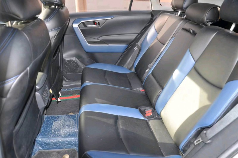 洛陽20年豐田RAV47
