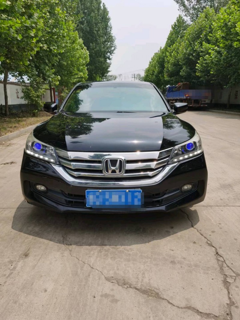 济南14年本田雅阁1