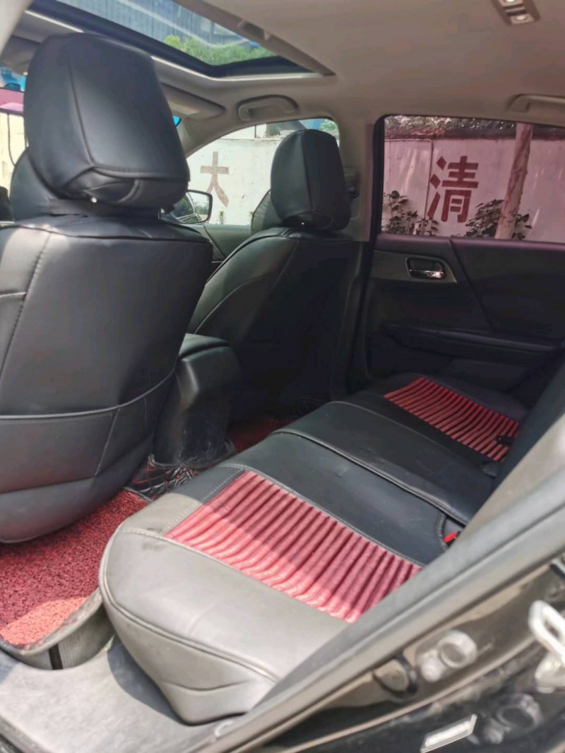 济南14年本田雅阁4