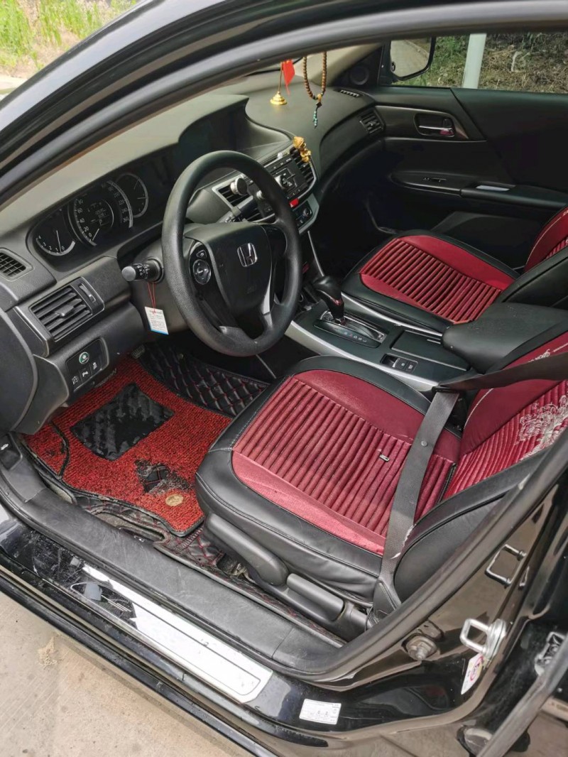 济南14年本田雅阁6