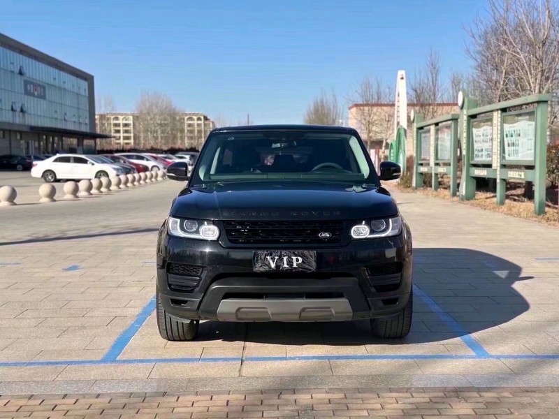 济南18年路虎揽胜运动1