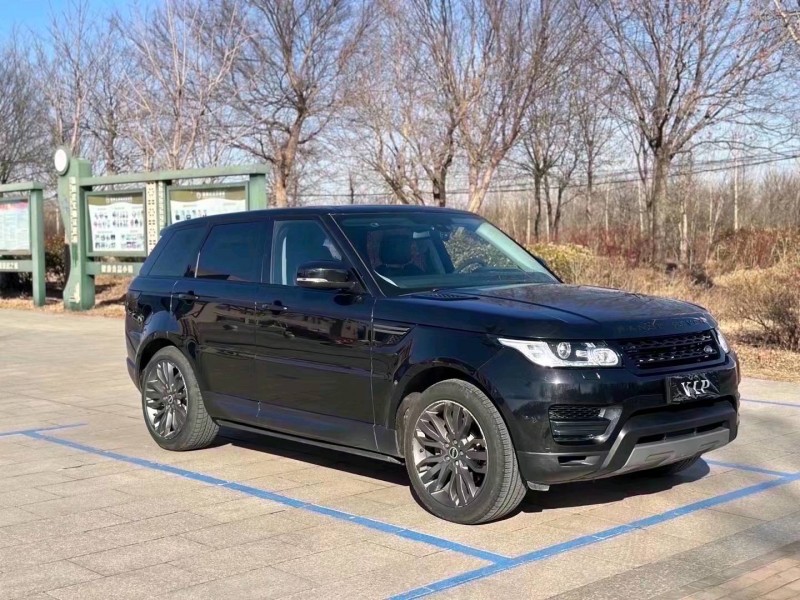 济南18年路虎揽胜运动2