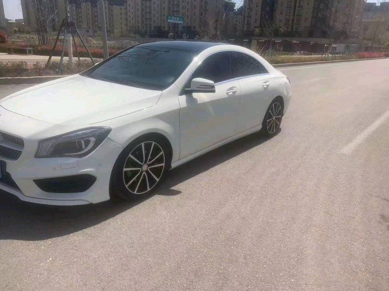 青岛16年奔驰CLA5