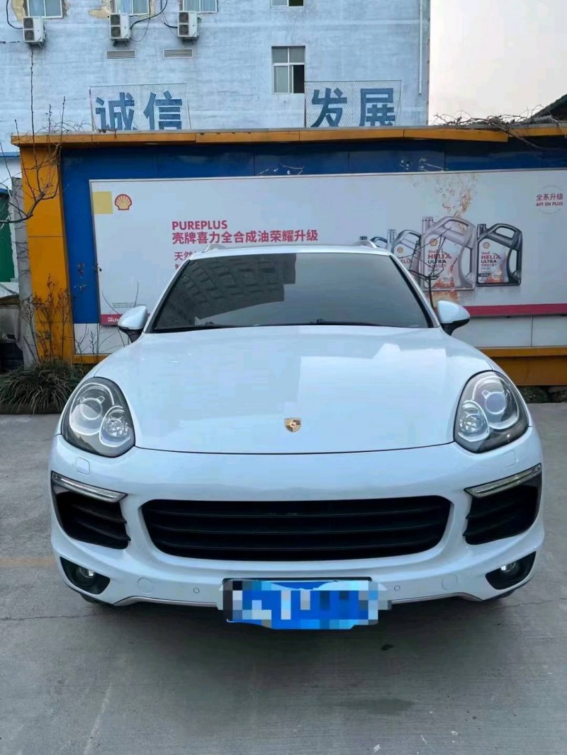 淄博16年保时捷卡宴1