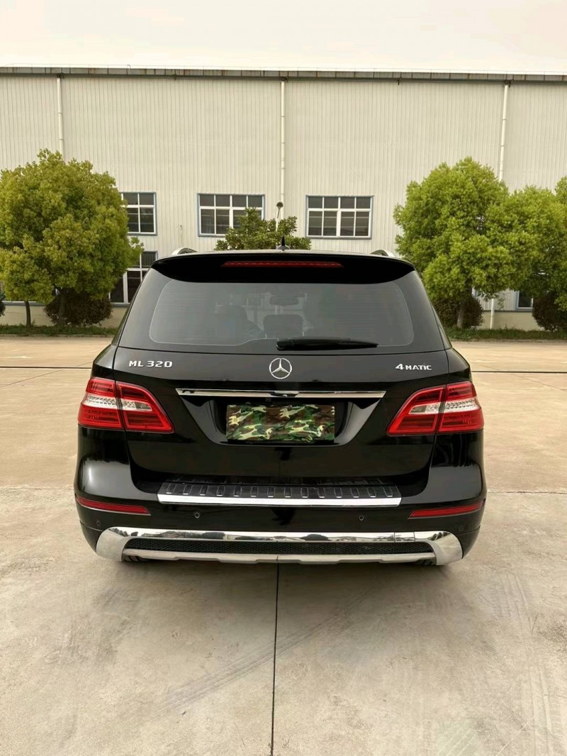 徐州14年奔驰ML9