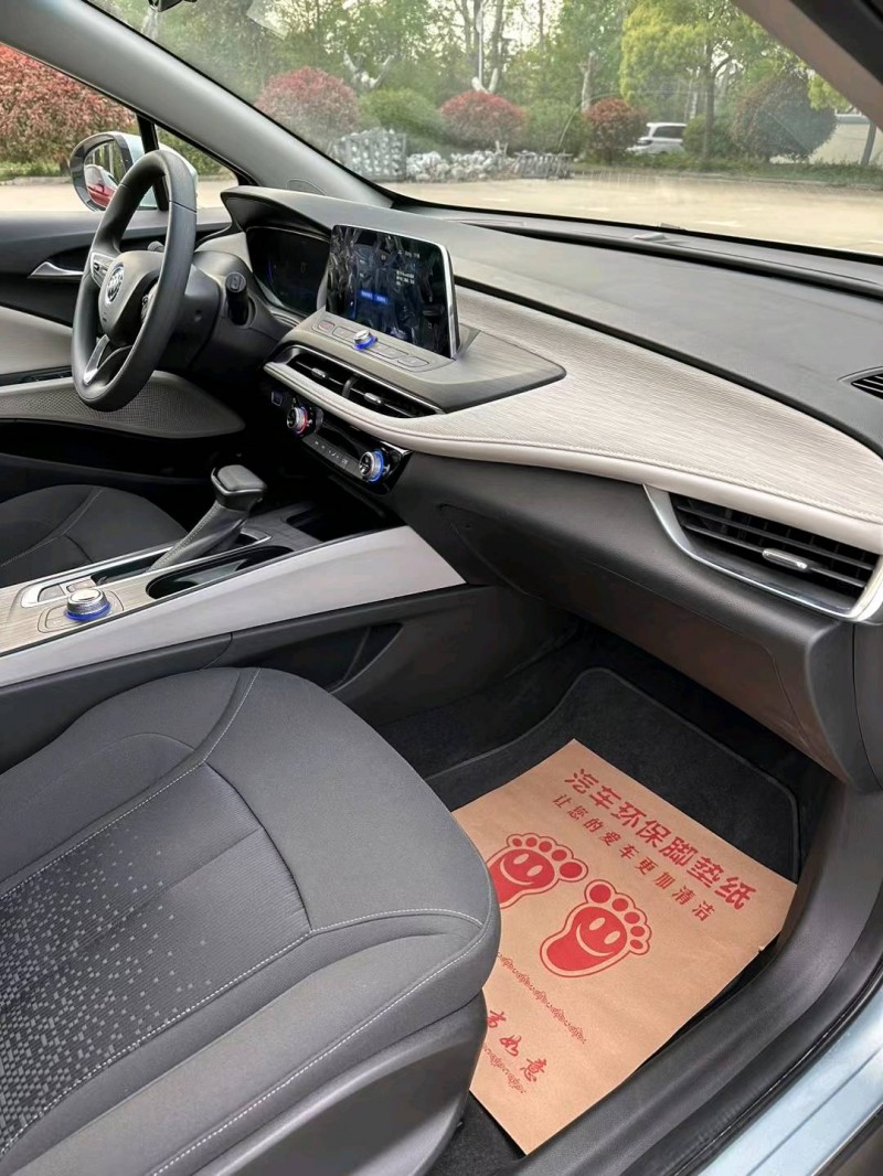 苏州23年别克微蓝5